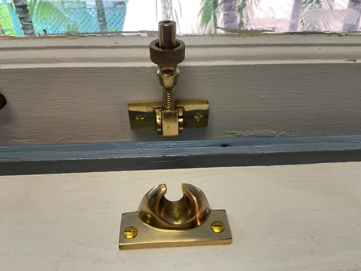 Brighton Fastener - Polished Brass